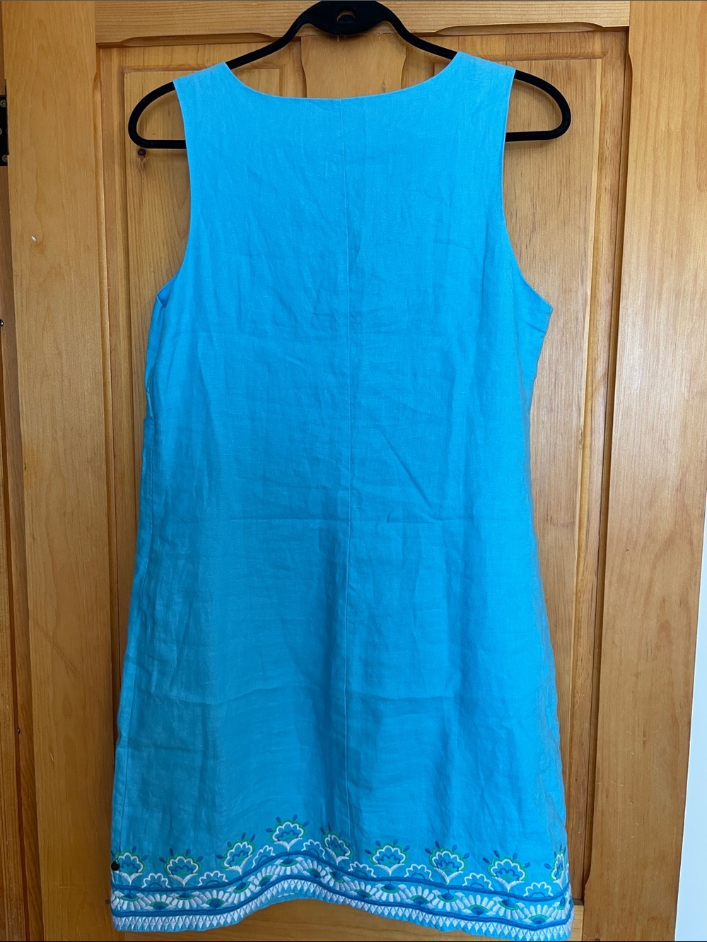 M-L  Cozy Turquoise Sleeveless Embroidered V-Neck Mini Dress - Picture 2 of 10